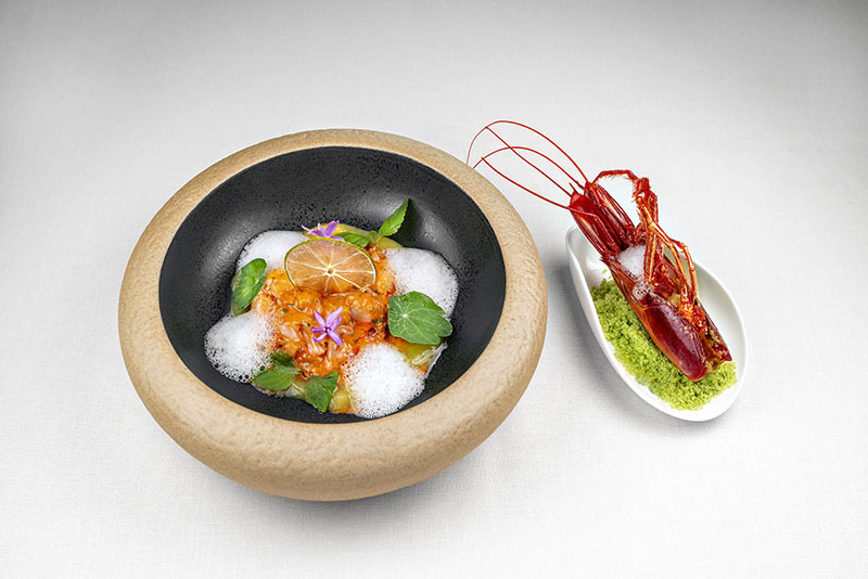 palacio de luces asturias coolrooms: imagen de dos platos de comida sobre fondo blanco