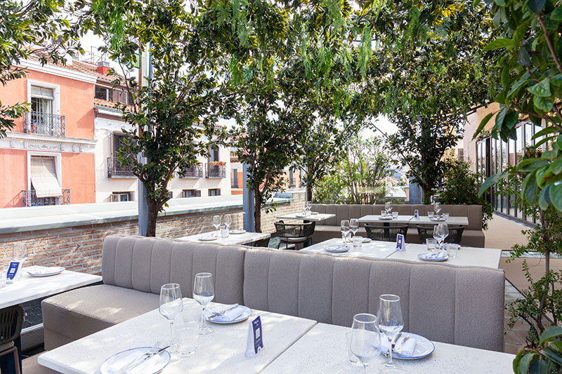 Restaurante 11 Nudos: Carta atlántica y una enórme terraza