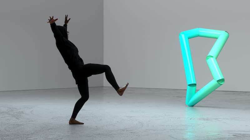 Inteligencia Artificial en el CCCB, una escultura de de cilindros manejado por ordenador imita movimientos de un humano