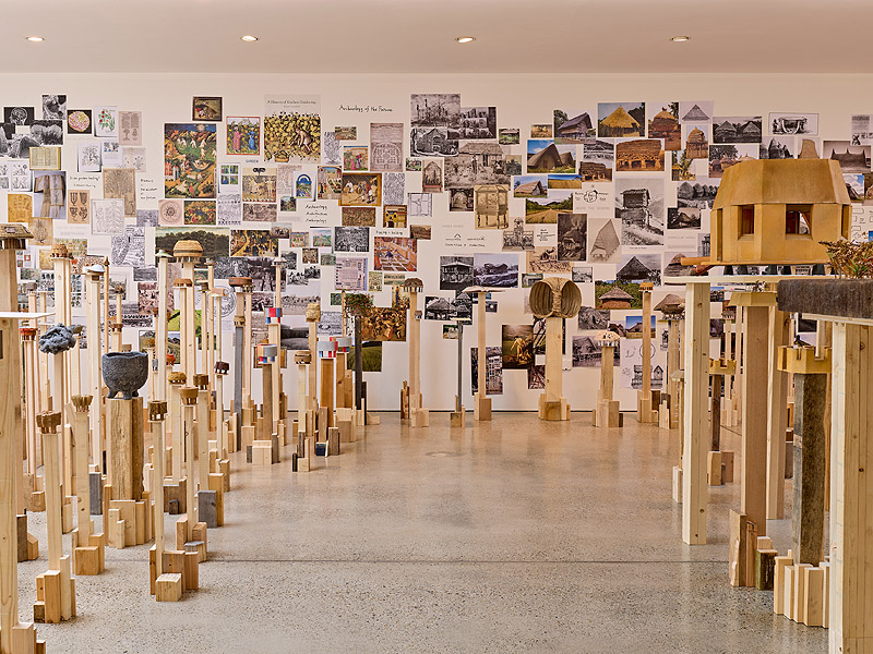 Tsuyoshi Tane: The Garden House - exposición de arquitectura con fotos y maquetas