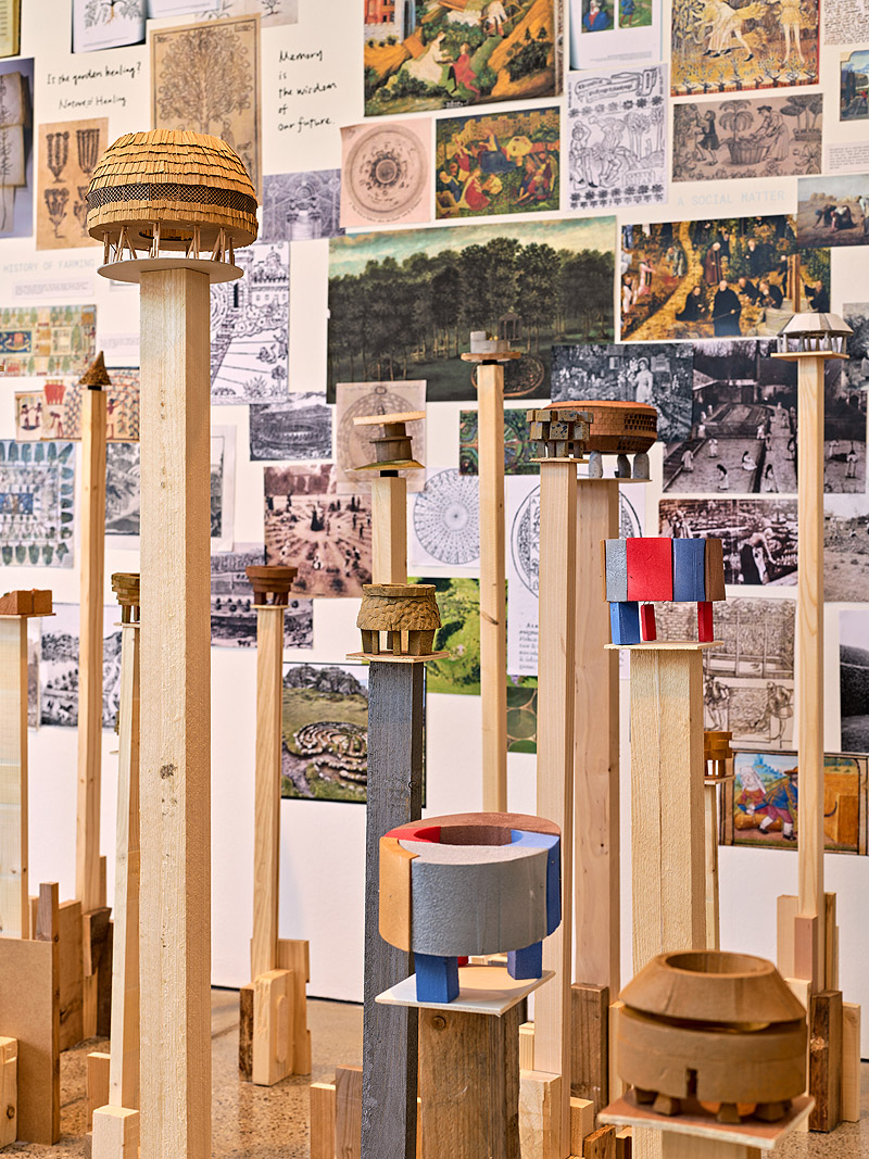 Tsuyoshi Tane: The Garden House - exposición de arquitectura con fotos y maquetas