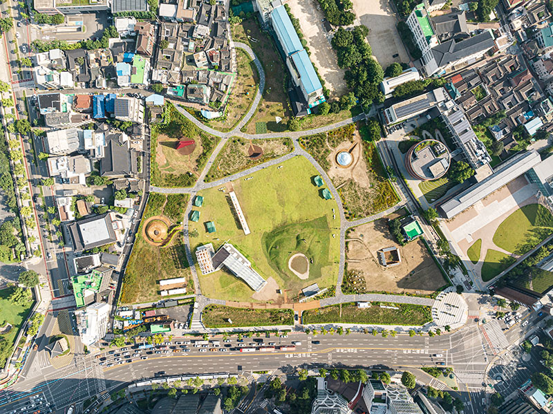 Salazarsequeromedina The Outdoor Room Bienal de Seúl: vista aérea de la zona de los pabellones