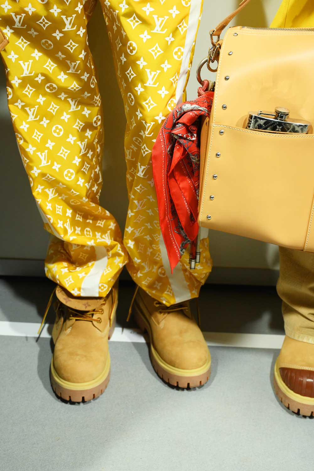 clasicas botas amarillas timberland louis vuitton