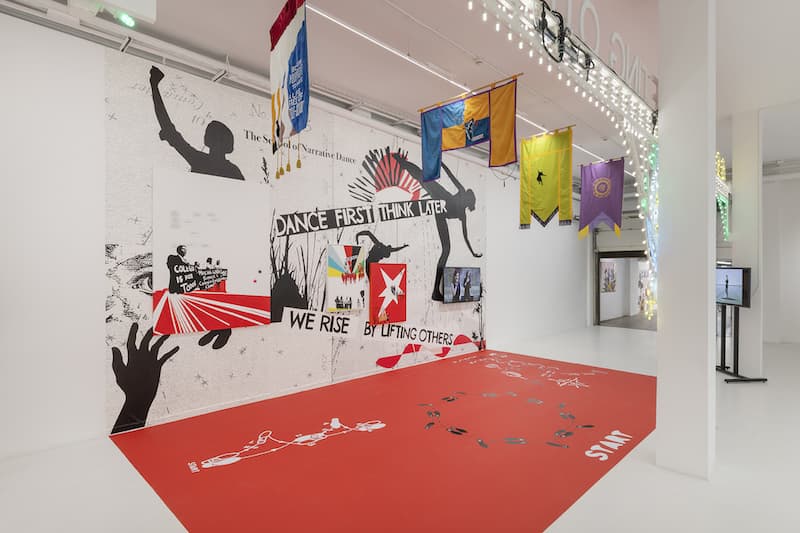 arte y activismo en ADN Galeria, vista expo de Marinella Senatore