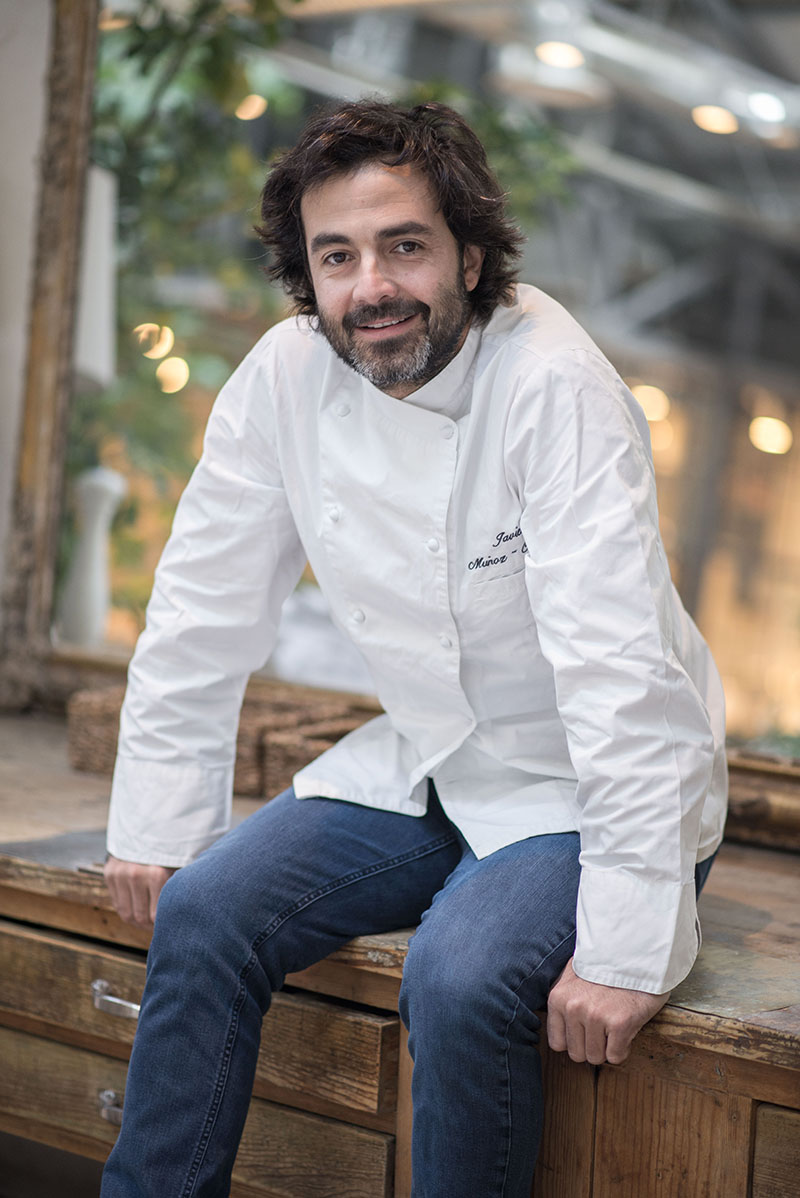 Entrevistamos al cocinero Javier Muñoz Calero del restaurante Ovillo: retrato del chef