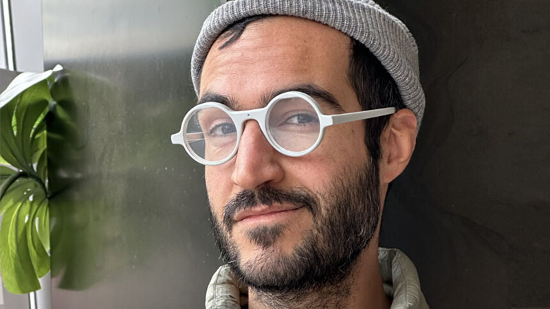 Gafas inteligentes: las gafas Frames puestas en el CEO, Bobak Tavangar