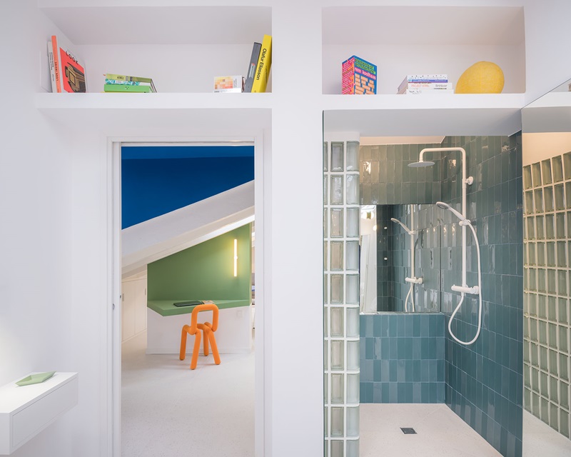 Gon architects - casa flix: ducha en dormitorio