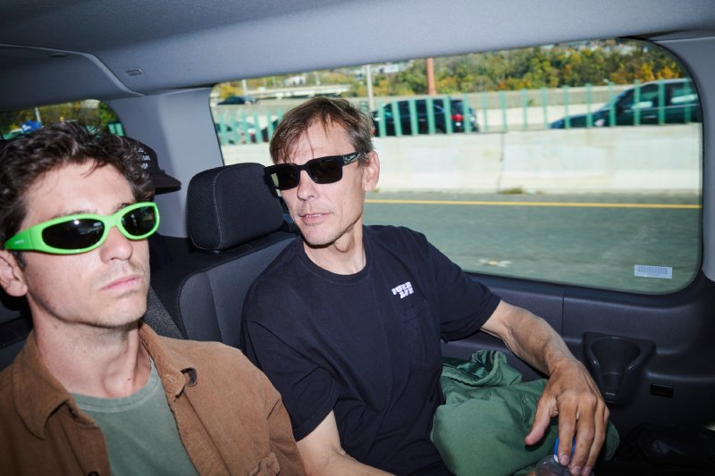 Gafas de sol de estilo skater Arnette X Girl Skateboards