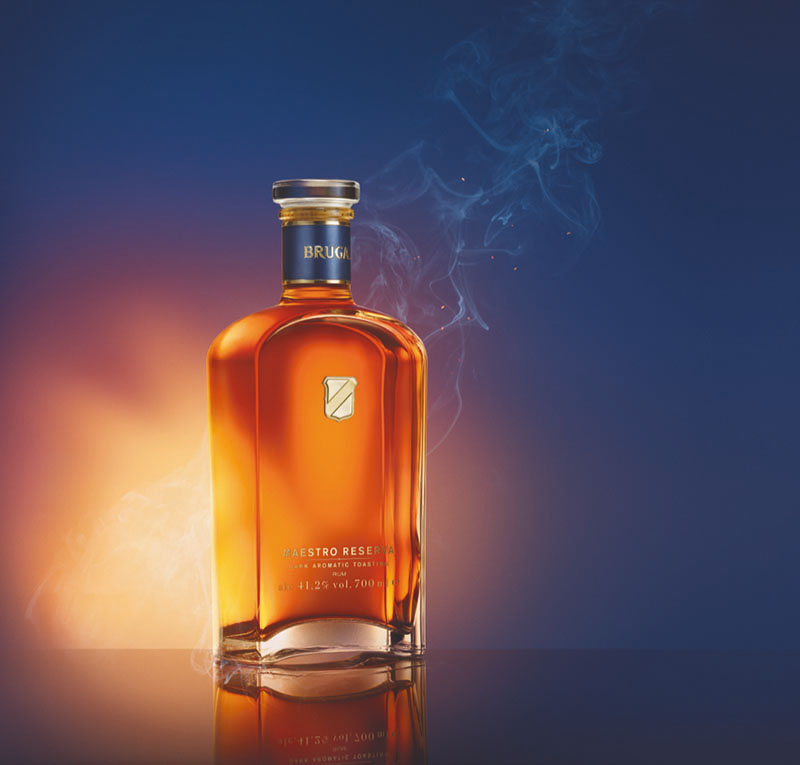 Regalos gastronómicos Día del Padre: una botella de ron premium