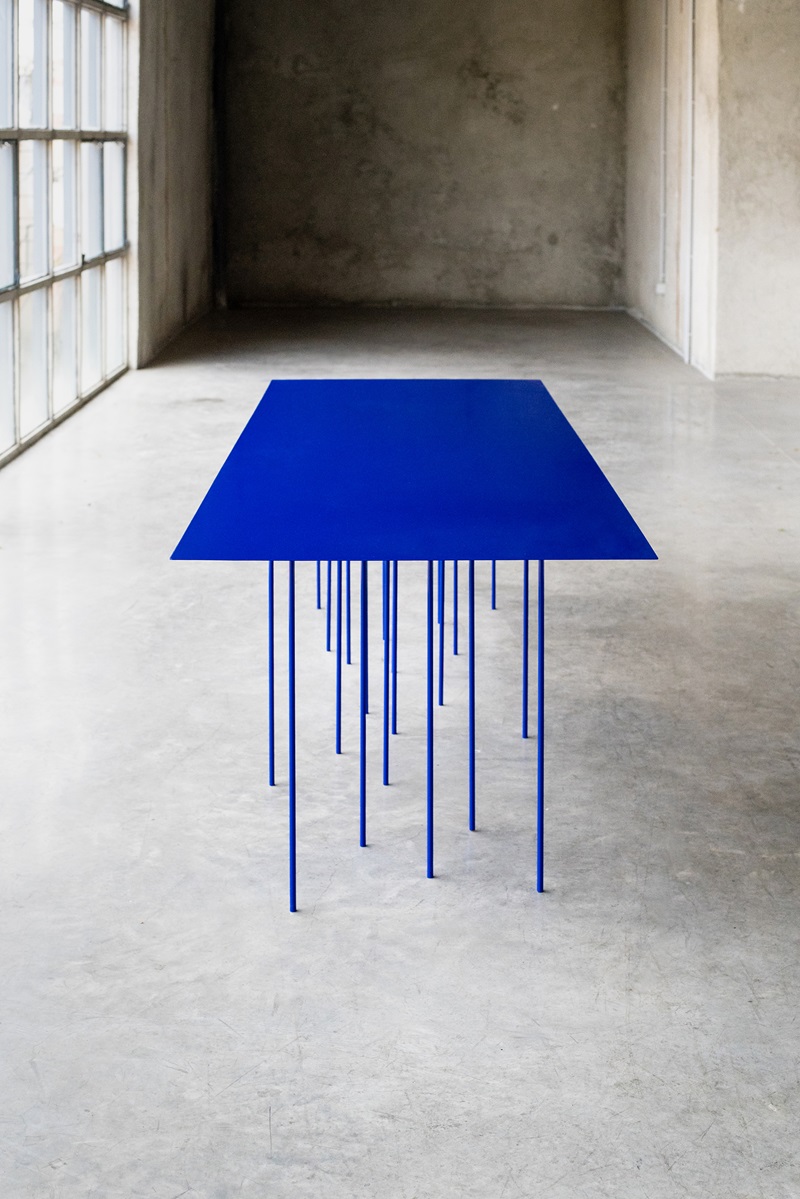 Disssseny-MAIO: mesa azul