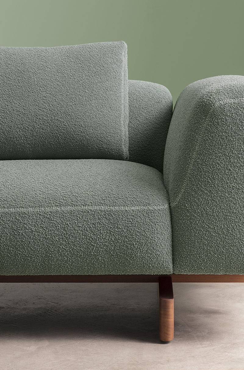 Andreu World novedades Milan Design Week 2024: detalle del tapizado de un sofá
