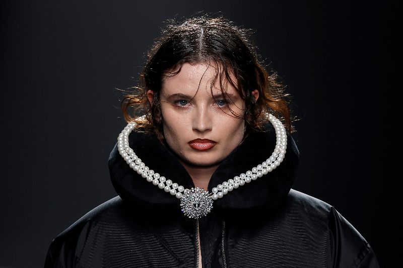 Jane Bardot diseña joyas provocativas y con voz propia