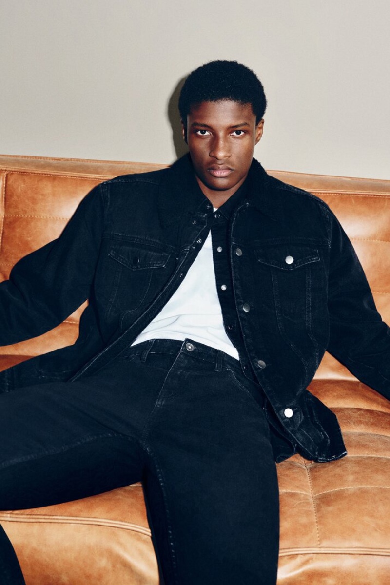 Todos los esenciales vaqueros de otoño están en Lefties