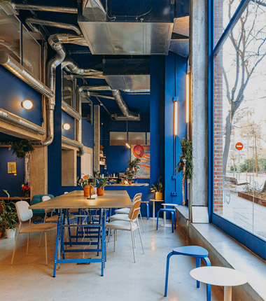 Eito, un espacio híbrido que mezcla coworking y cafetería