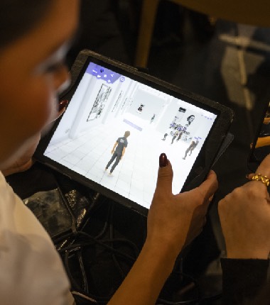 Roberto Verino inaugura su metaverso 40×10