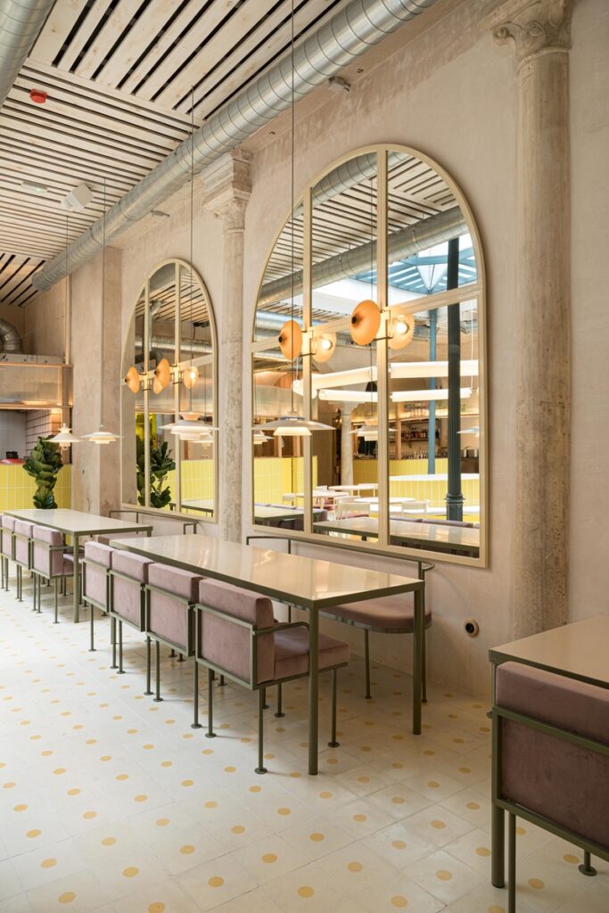 Pasado y presente conviven en el interiorismo del restaurante Afuego