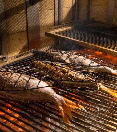 Kresala: El asador vasco que une fuego y mar en Barcelona