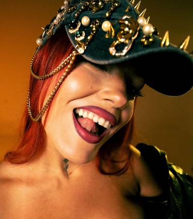 Cecilia Zango es la más Exótica a nivel musical y visual