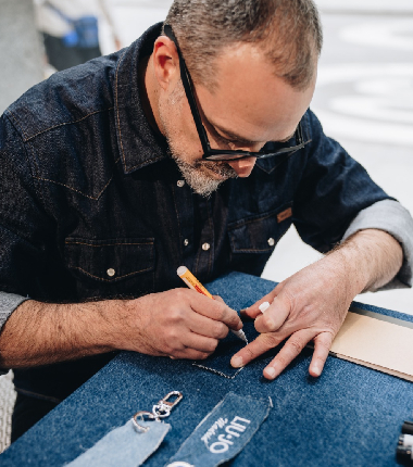 Entramos al Palazzo Liu Jo y salimos con los mejores jeans