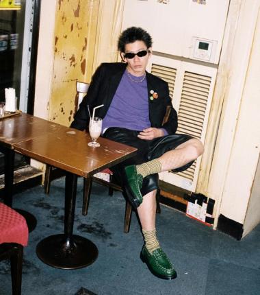 Supreme vuelve a intervenir los mocasines de Dr. Martens