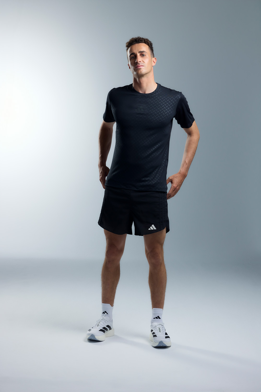 andy criere surfista profesional español adidas