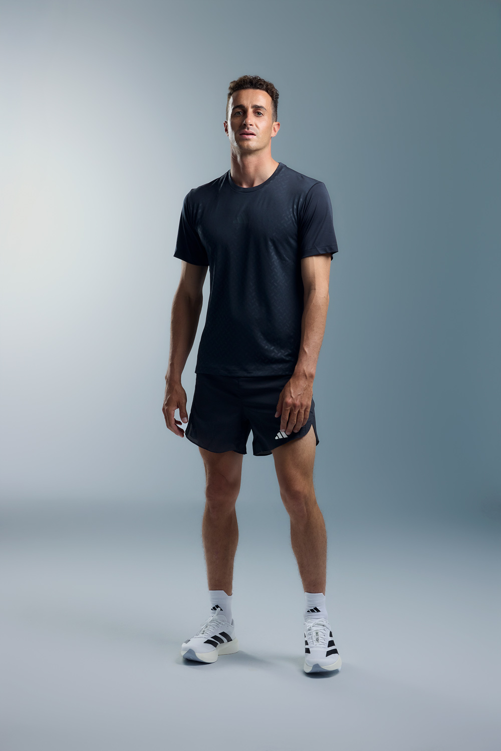 andy criere surfista profesional español adidas