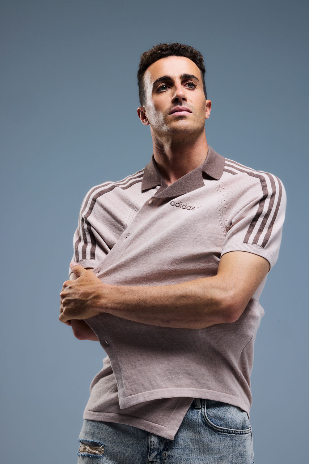 andy criere surfista profesional español adidas