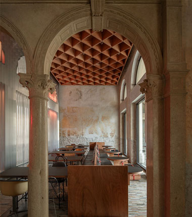 Caffè Nazionale: pasado reinterpretado por el estudio Amaa