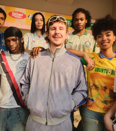 Moda, arte y fútbol: lo nuevo de KidSuper y Puma