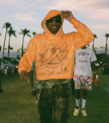 Travis Scott juega en las grandes ligas (en todas)