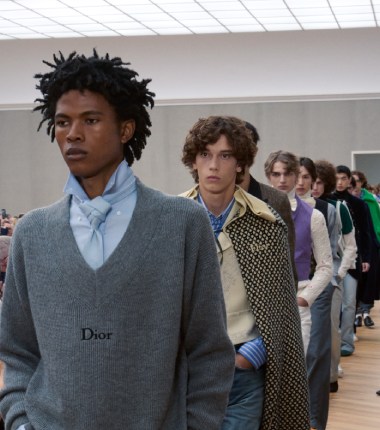 Jonathan Anderson debuta como regente total de Dior