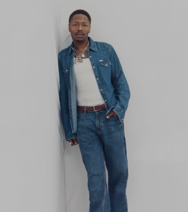 Franz Lyons es el nuevo icono de estilo para Guess Jeans