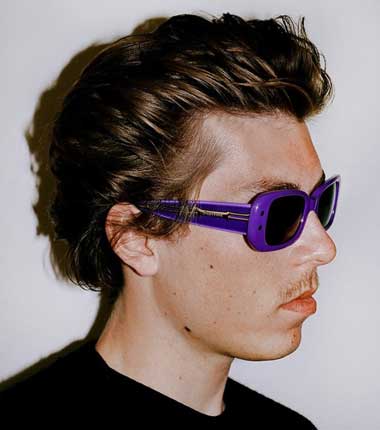 Lo que necesitas este verano: gafas de sol Supreme