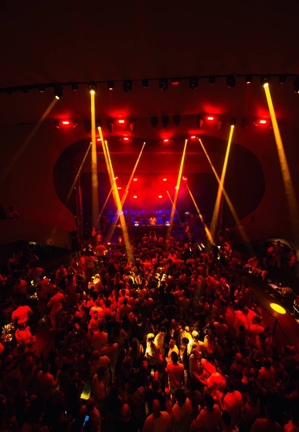 Amøk club mallorca electronica house techno disco entrevista