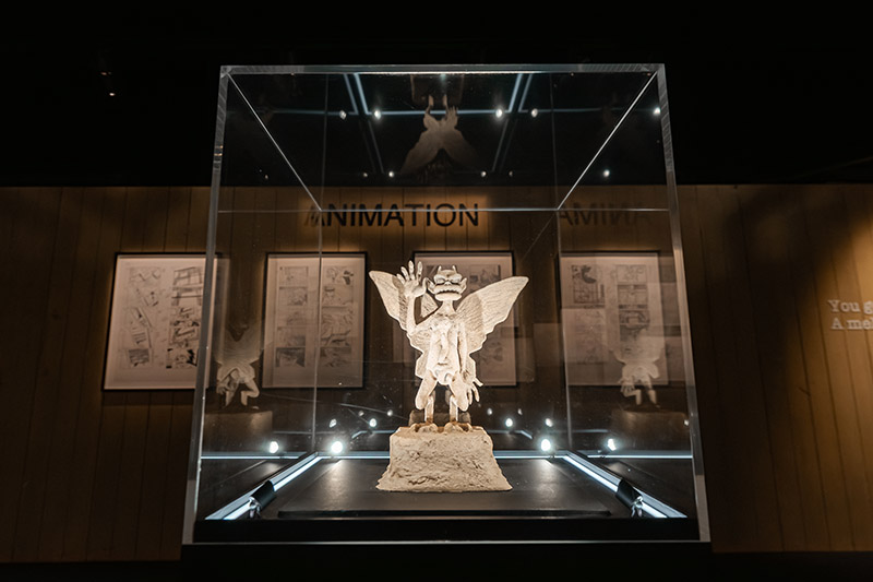 Imagen de escultura en urna