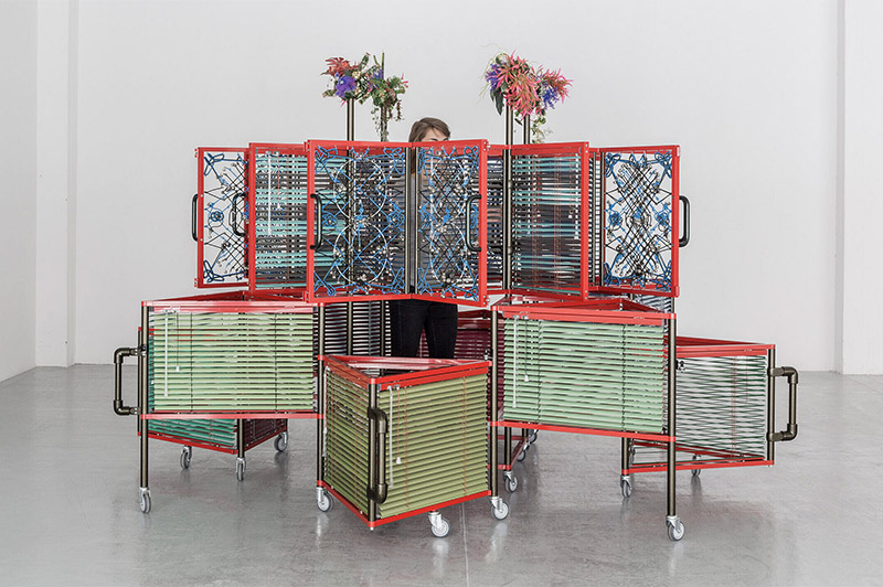 Haegue Yang: Quasi-Heartland - vista de la exposición