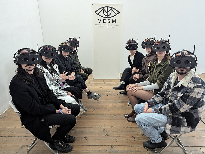 PXL_20241108_184737007