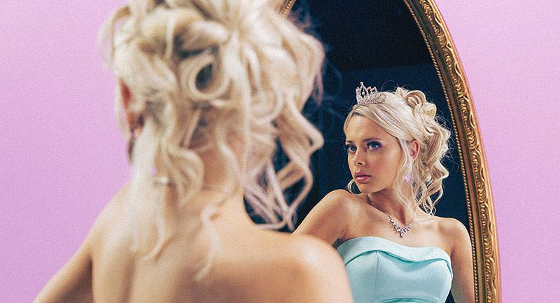 Requiem for Selina, una serie sobre la primera influencer