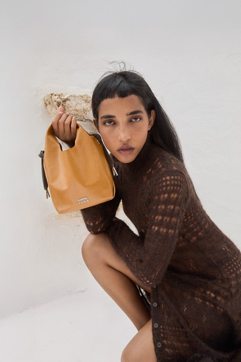 bolsos bimba lola colección paper actriz akima