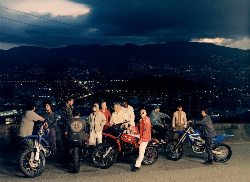 Stone Island aterriza en Medellín para su nueva campaña