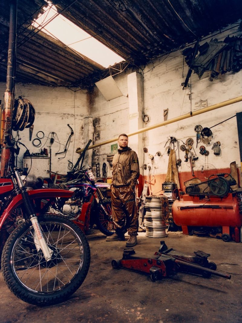 Stone Island aterriza en Medellín para su nueva campaña