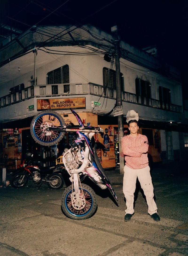 Stone Island aterriza en Medellín para su nueva campaña