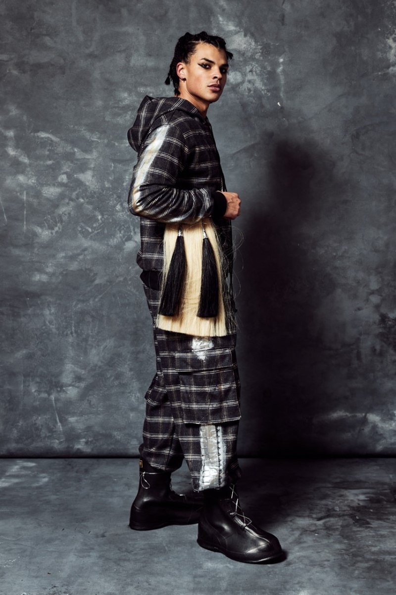 Carolina Sarria explora el punk elevado e historicista