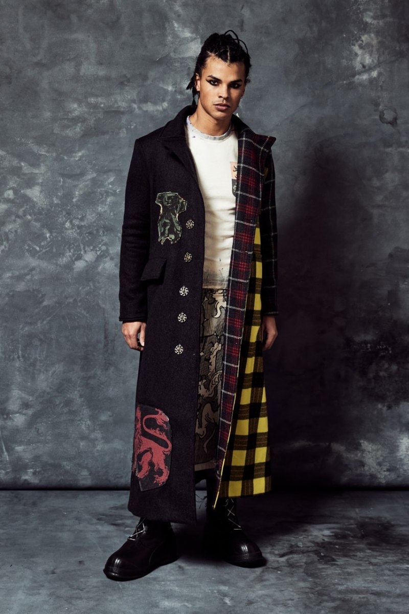 Carolina Sarria explora el punk elevado e historicista