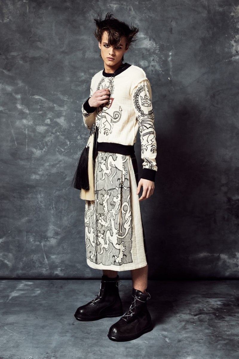 Carolina Sarria explora el punk elevado e historicista