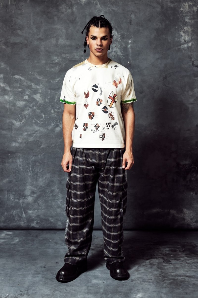 Carolina Sarria explora el punk elevado e historicista