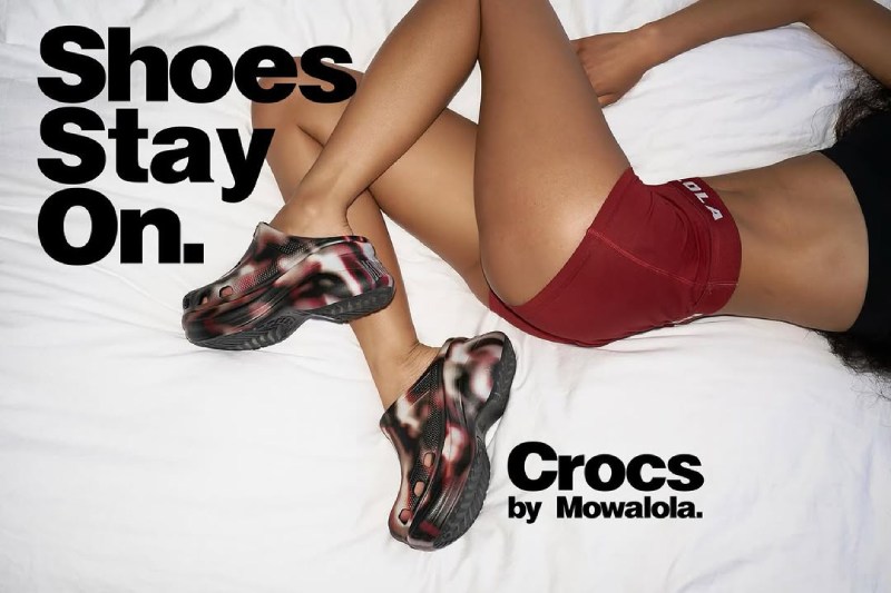Colaboración Crocs X Mowalola