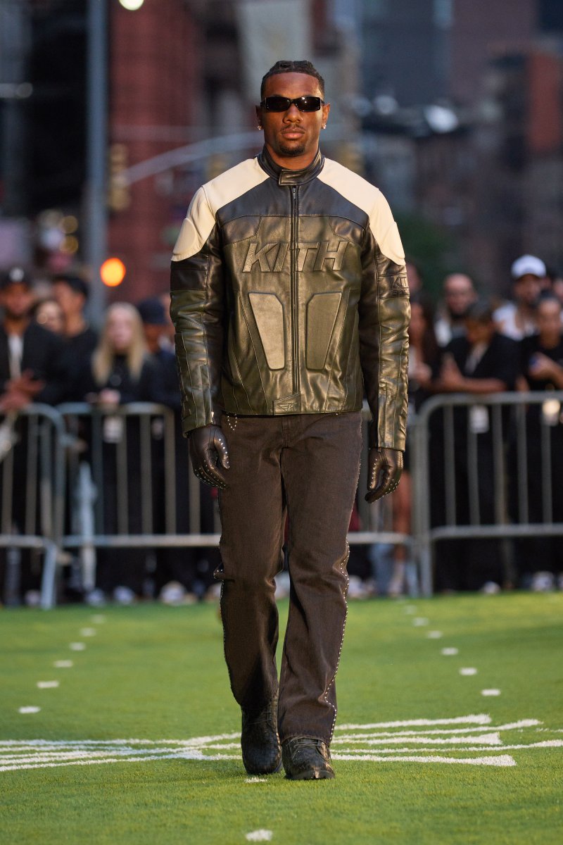 Tendencias de moda urbana: looks urbanos con piezas elegantes