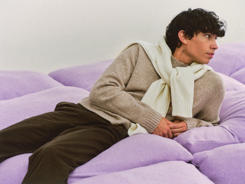 Uniqlo es el rey de los básicos; mira sus prendas de punto