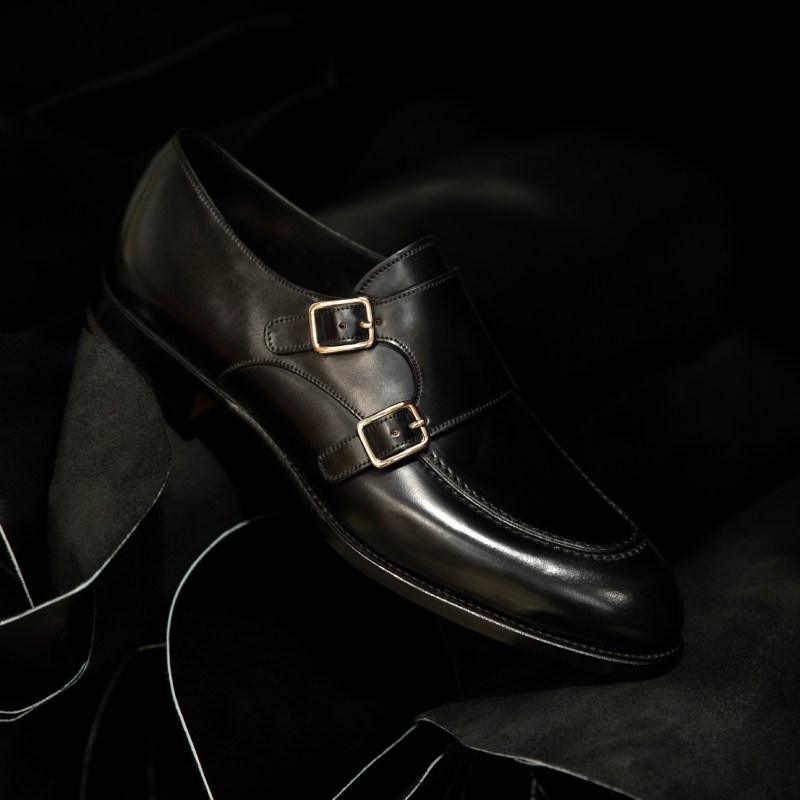 Los zapatos con hebilla que necesitas para elevar tus looks